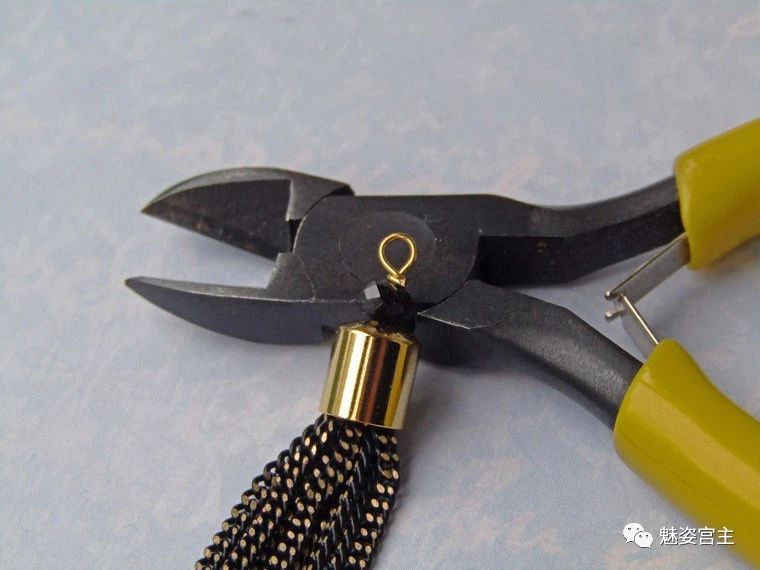 流苏耳环怎么做,流苏耳环做法教学视频