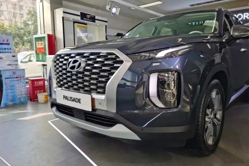 新款现代帕里斯帝预售30.08万起,现代帕里斯帝3.5l自吸