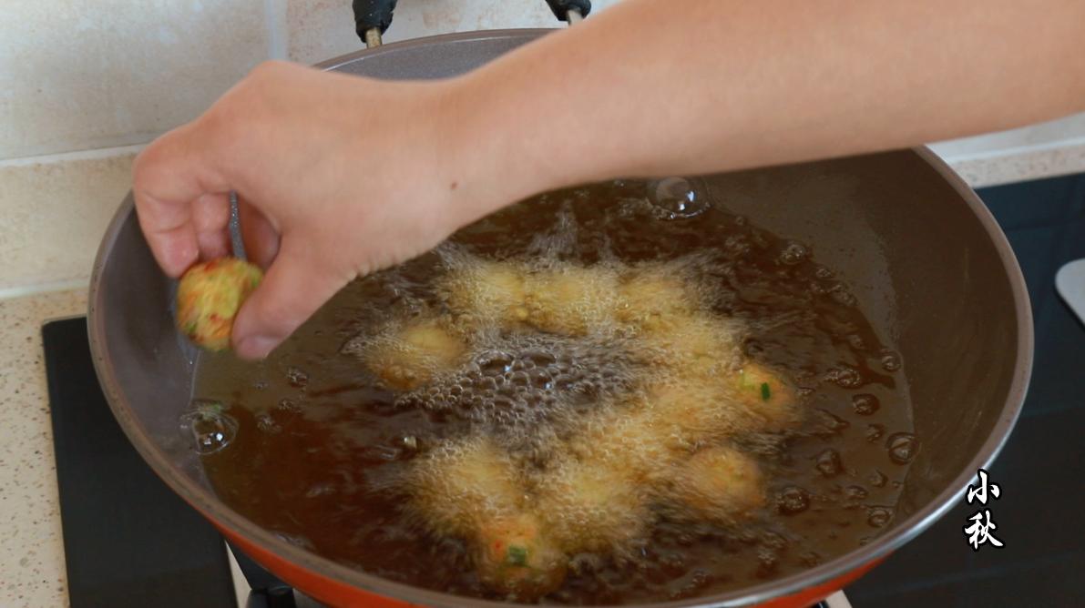 用面包糠做好吃的简单做法,1个萝卜
