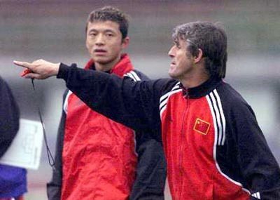 谢晖酒后失言原话完整版,谢晖留洋首球