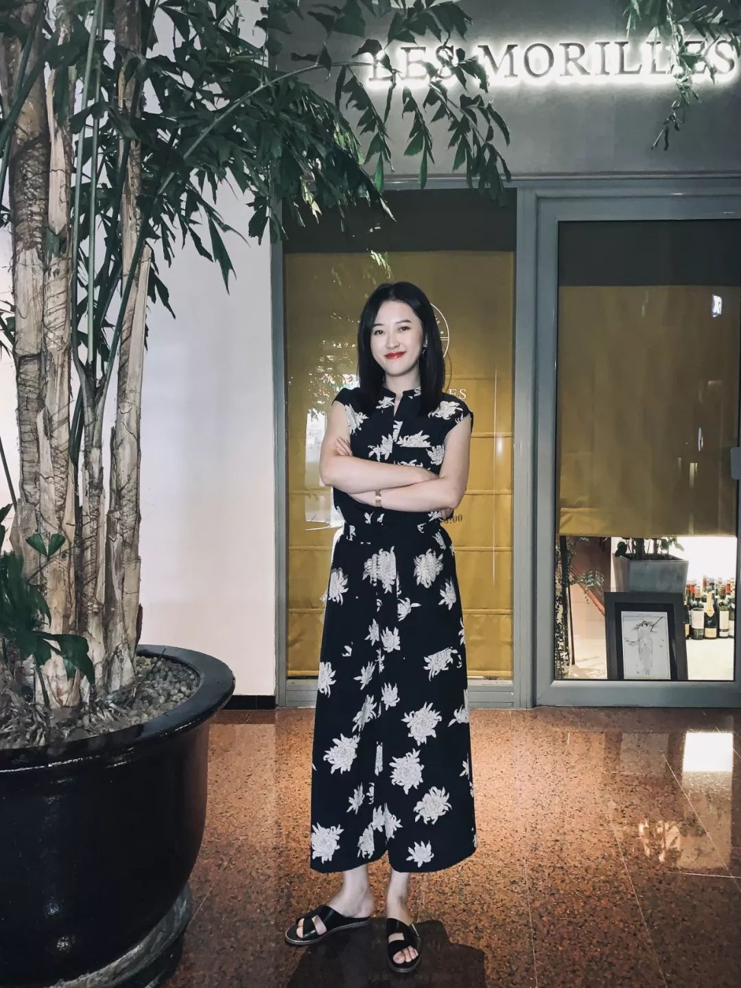 最近两个月被问得最多的衣服鞋子耳环