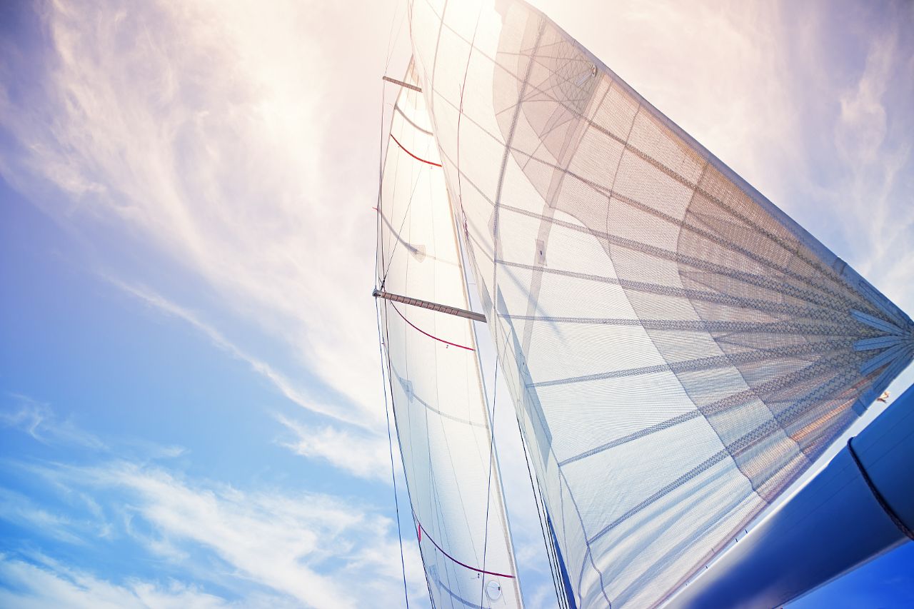 广东粤电湛江招聘,六险二金+年薪20万,还专科可报?