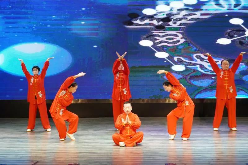 第十四届健身气功比赛视频,全民健身运动会健身气功比赛