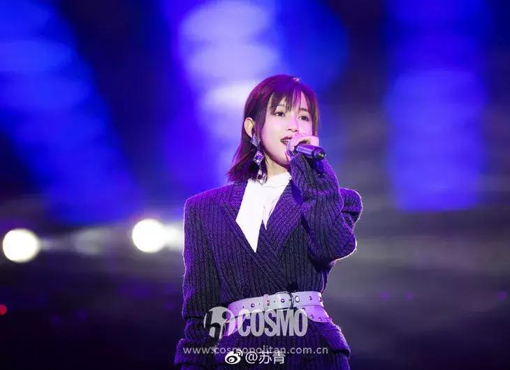 安妮半披发型,安妮新款短发发型