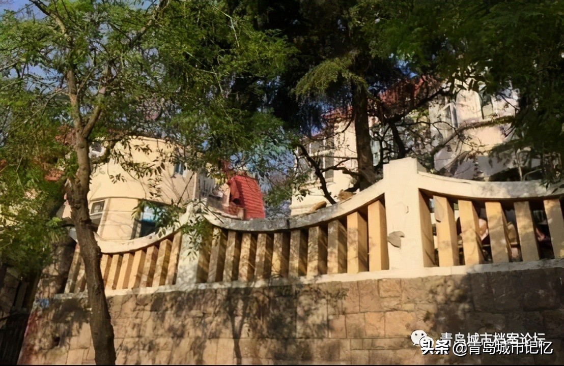 青岛中山路上著名的老街,青岛太平路街景