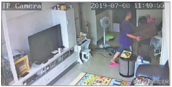 288元可买20个*拍偷**机位摄像头路由器正在监视你