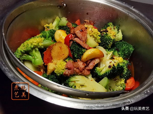 干锅不放葱,干锅西兰花五花肉的做法