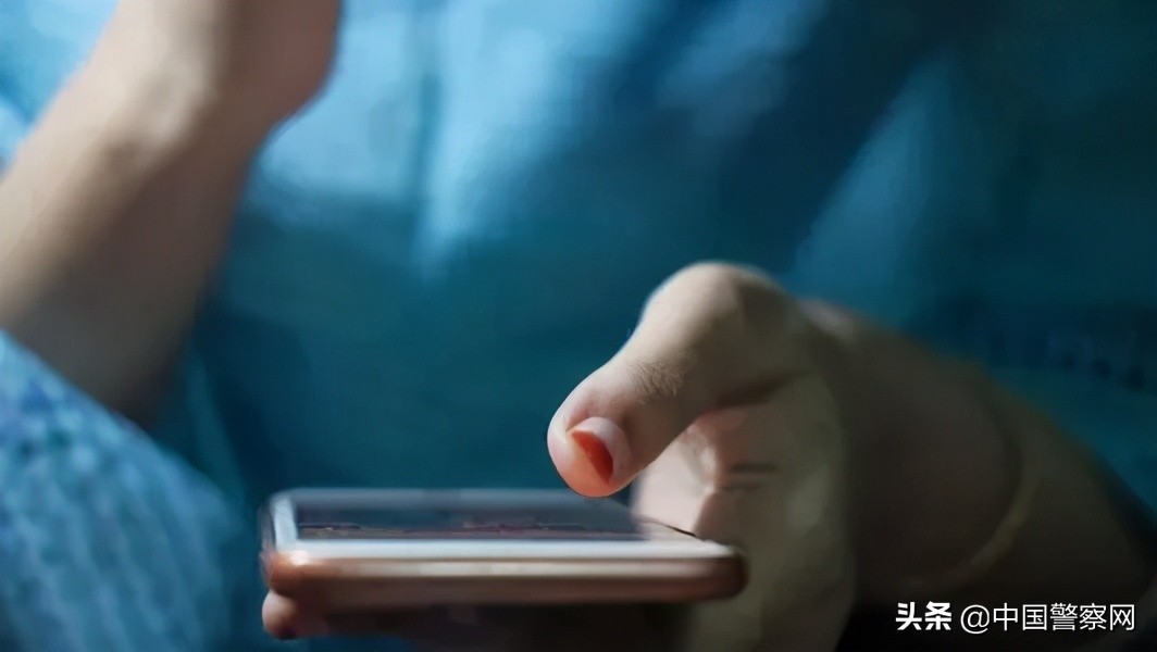 女子被骗22万仍不信民警后续,女子被骗15万追回并赚9000