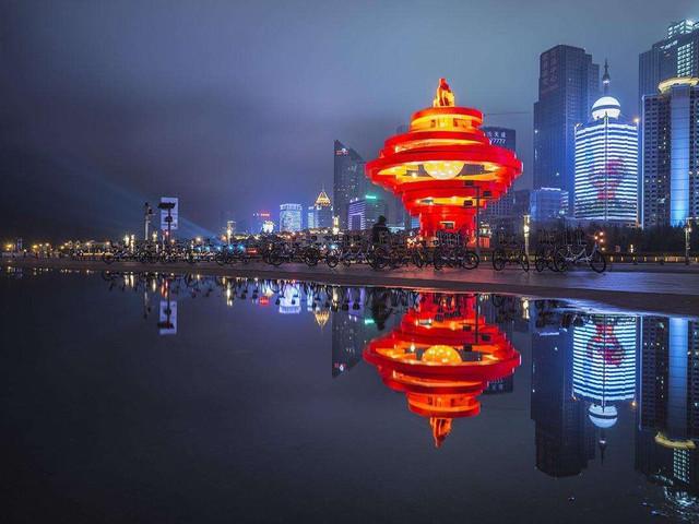 青岛一座与海共舞的城市,青岛是一座有魅力的城市