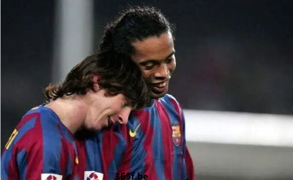 【足球推荐】小罗与梅西没有位置冲突巴西人离开让哈白走上前台