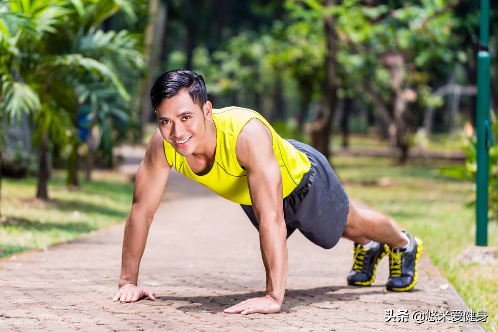 胸肌怎么打造完整版,6个动作帮你练好紧致胸肌