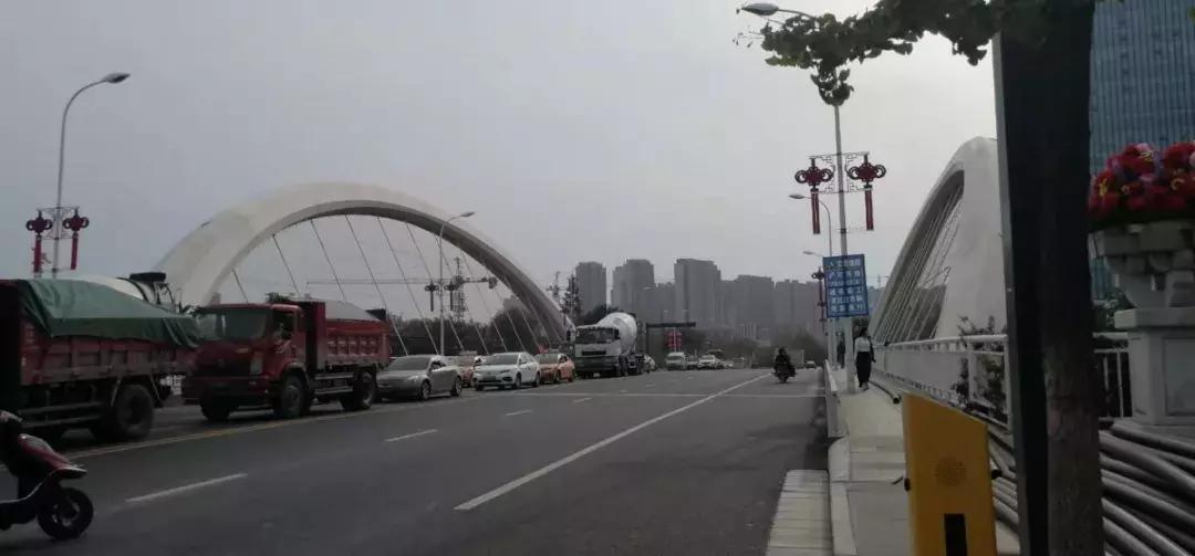 西安远洋合能枫丹江屿二手房房价,西安合能远洋枫丹唐悦浐灞位置