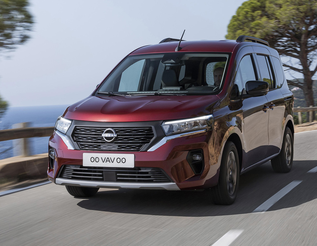 五菱宏光2020款拉货,五菱宏光可以拉货拉人吗