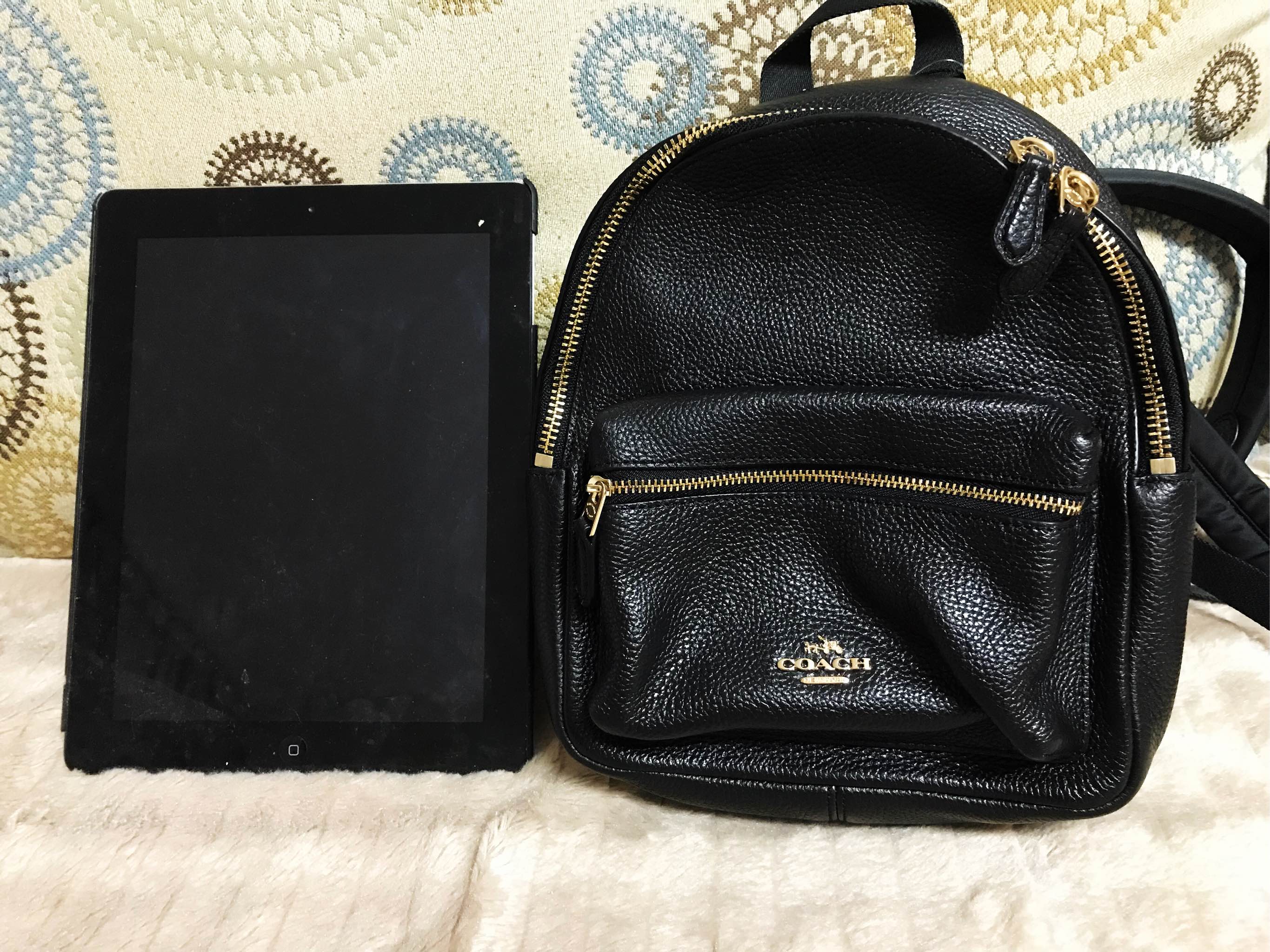 coach蔻驰hudson双肩包,coach蔻驰经典款包包有哪些