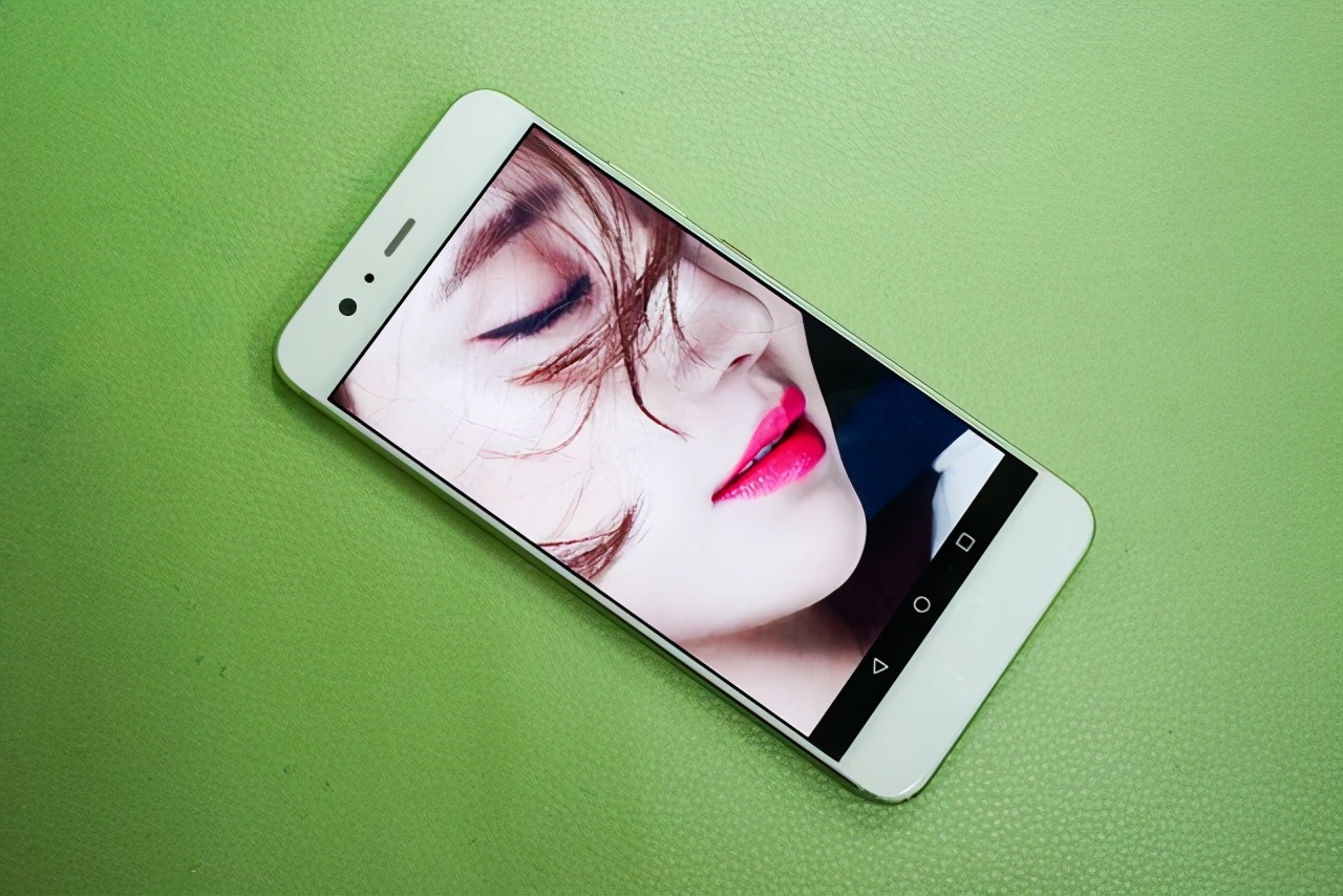 安兔兔验机显示假机,安兔兔测试华为p10