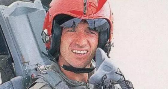 球星伦纳德背影,球星背后