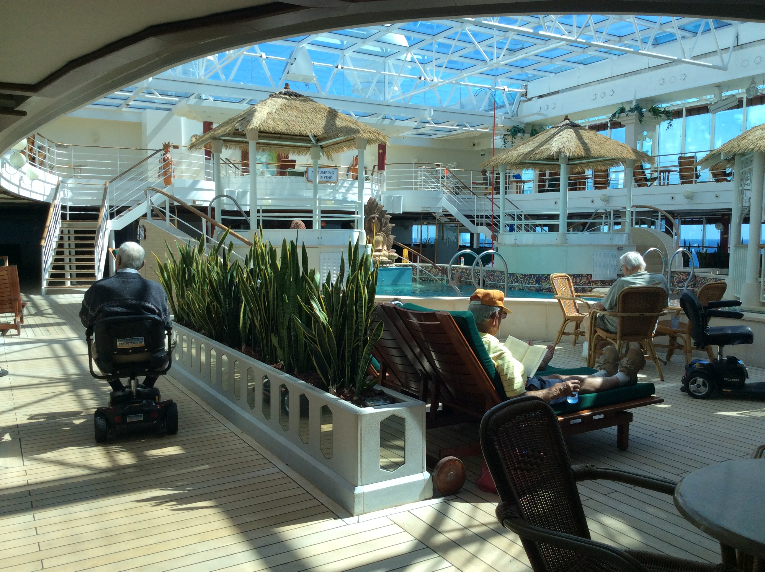 邮轮旅游最佳度假方式,邮轮旅游必备攻略视频大全