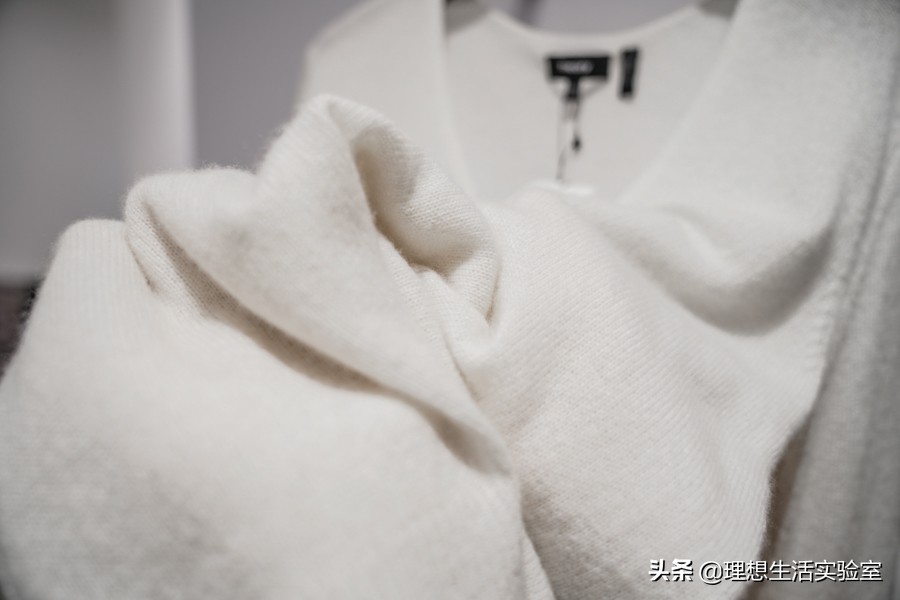 我们逛了天的成都时代奥莱，为你整理出这份春节新衣精明采购清单