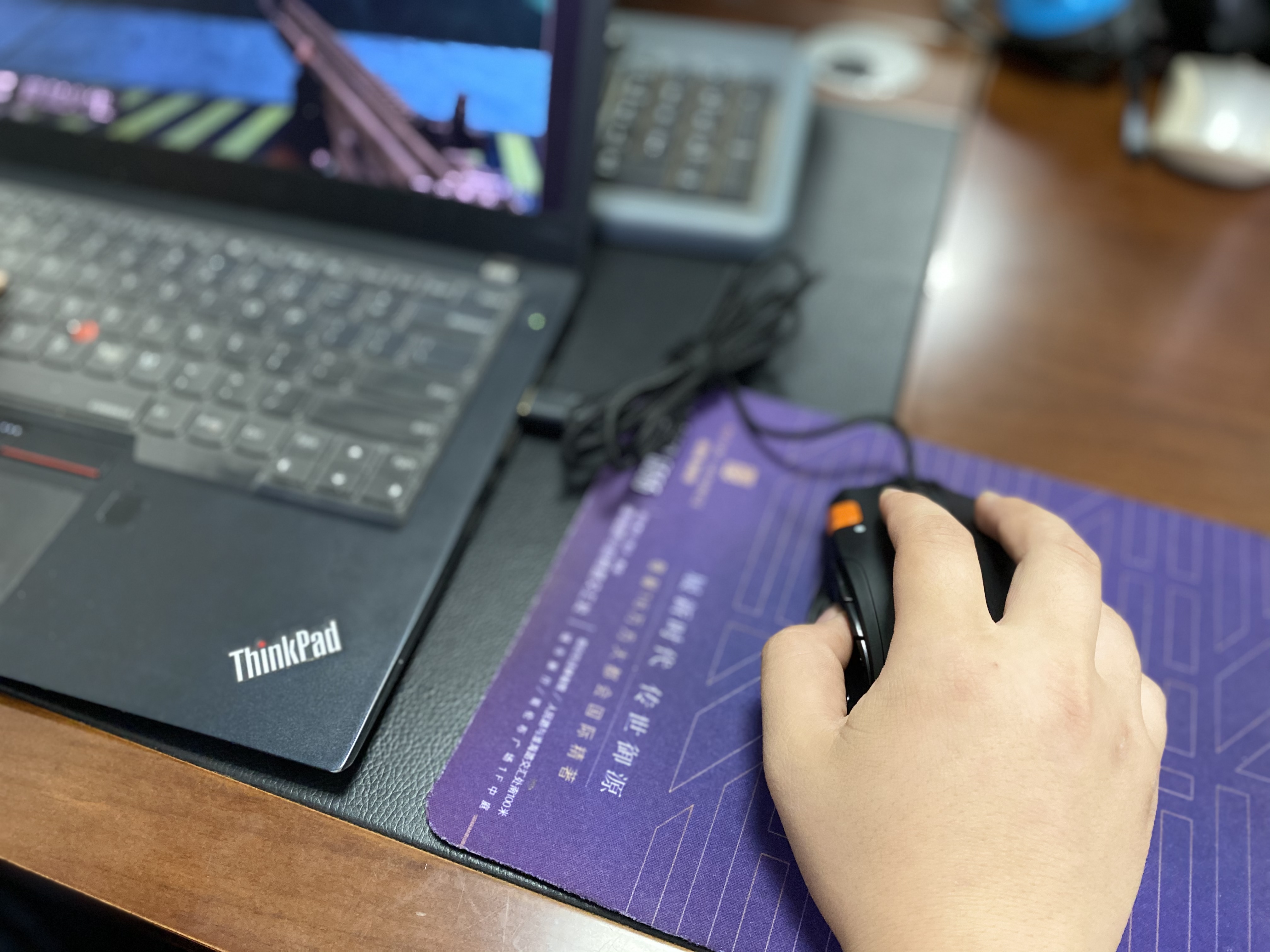 黑爵aj337,多功能游戏鼠标推荐