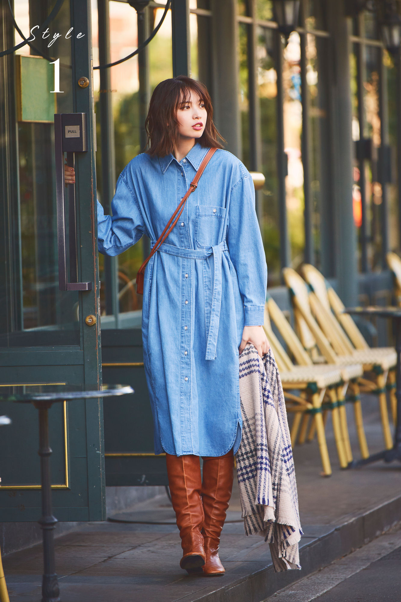 优衣库雪纺木耳领飘带打褶连衣裙,优衣库法兰绒衬衫式连衣裙穿搭