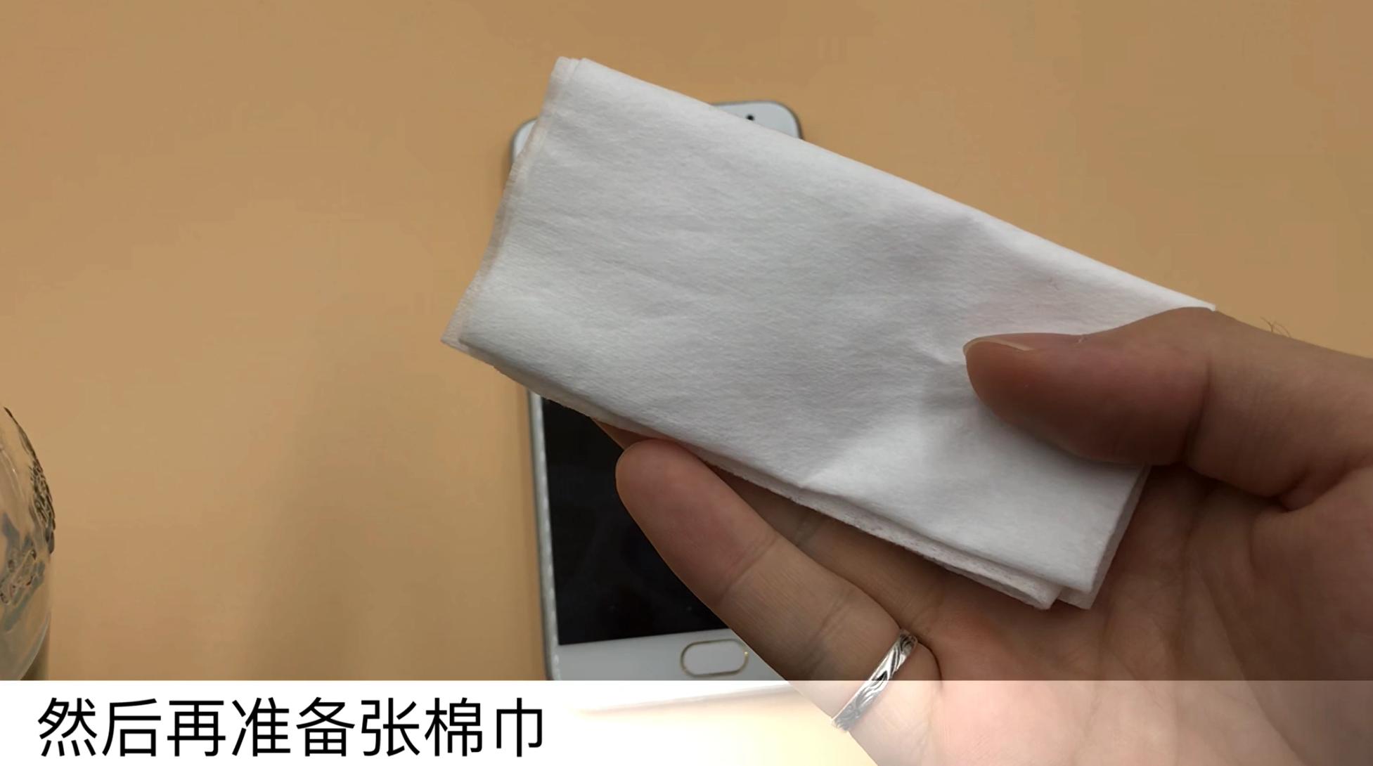 手机屏幕脏了可以用纸擦吗,手机屏幕太脏用什么擦才比较干净