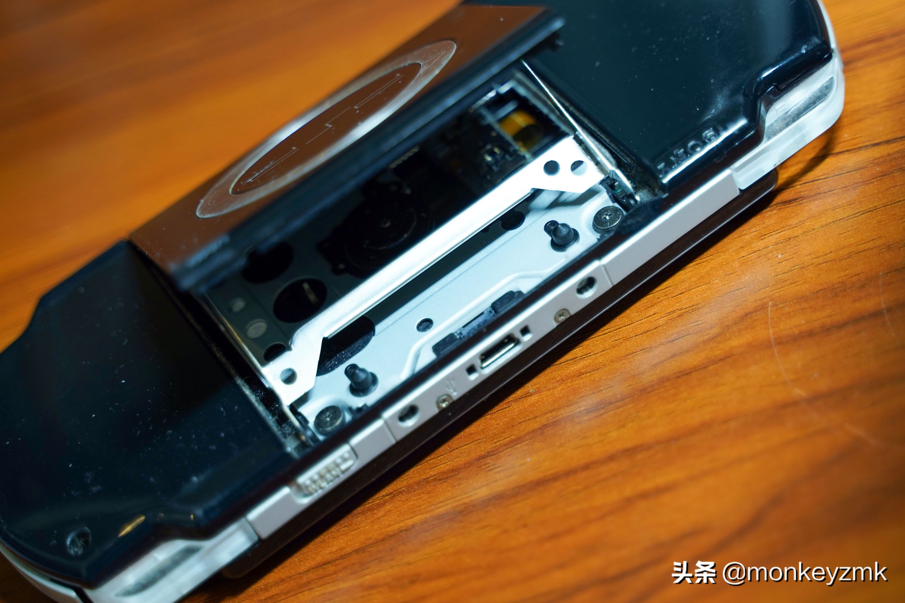 90后经典游戏回忆录,90后回忆电脑单机游戏