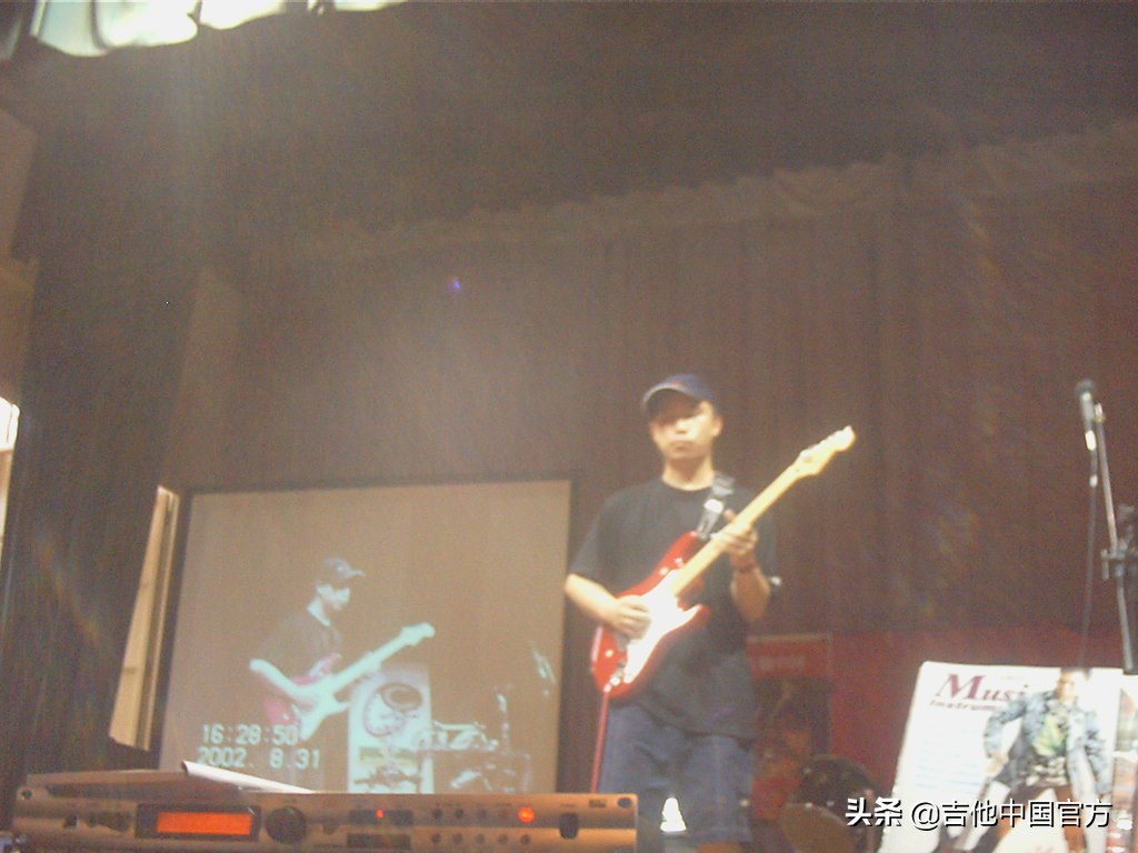 吉他中国介绍,中国吉他哪一年开始的