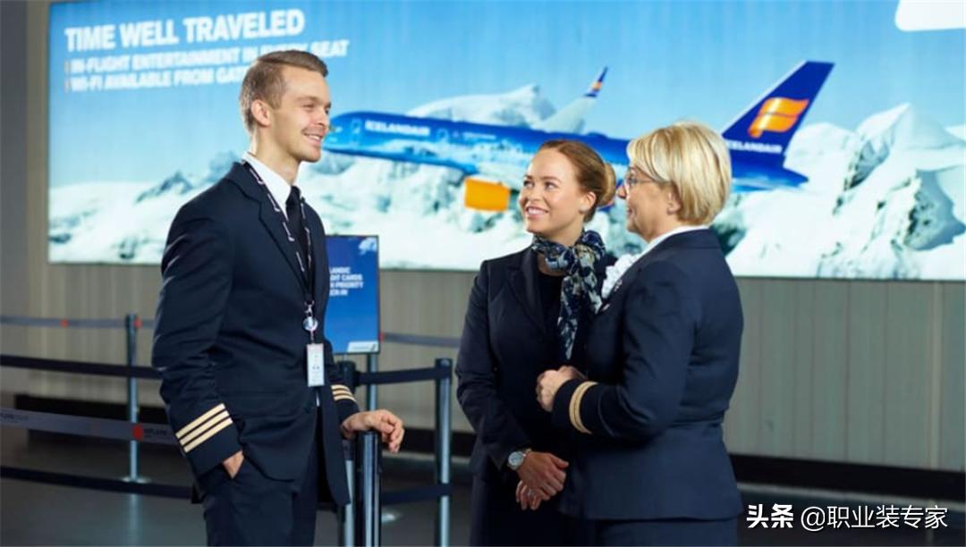 中国冰岛航空空姐,意大利航空空姐制服设计理念