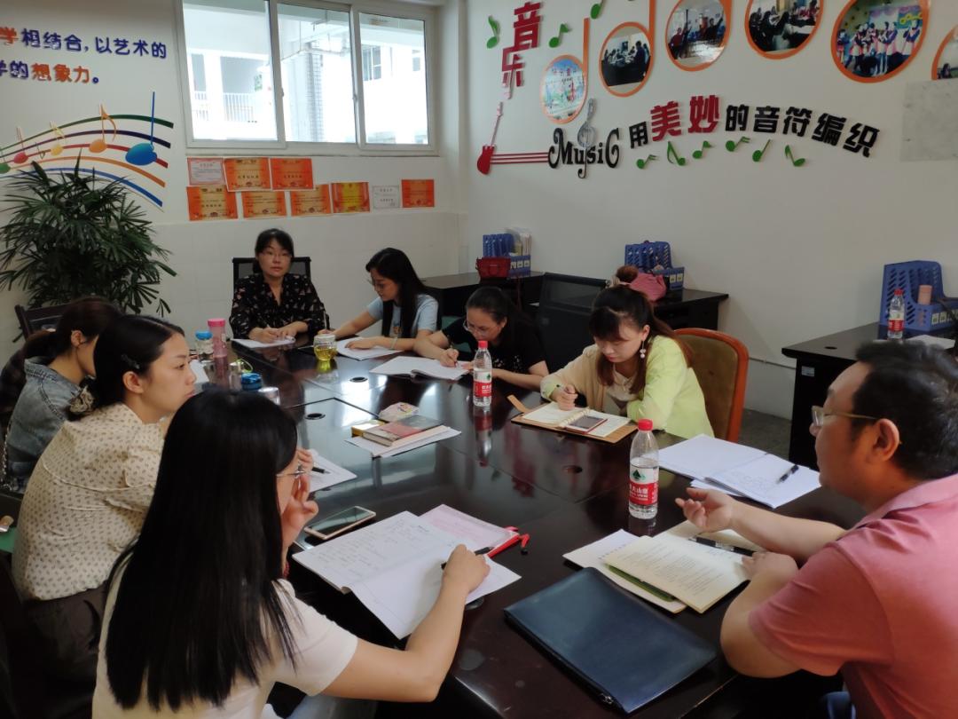 龙泉驿区实验小学：学科专家指方向学科视导助成长