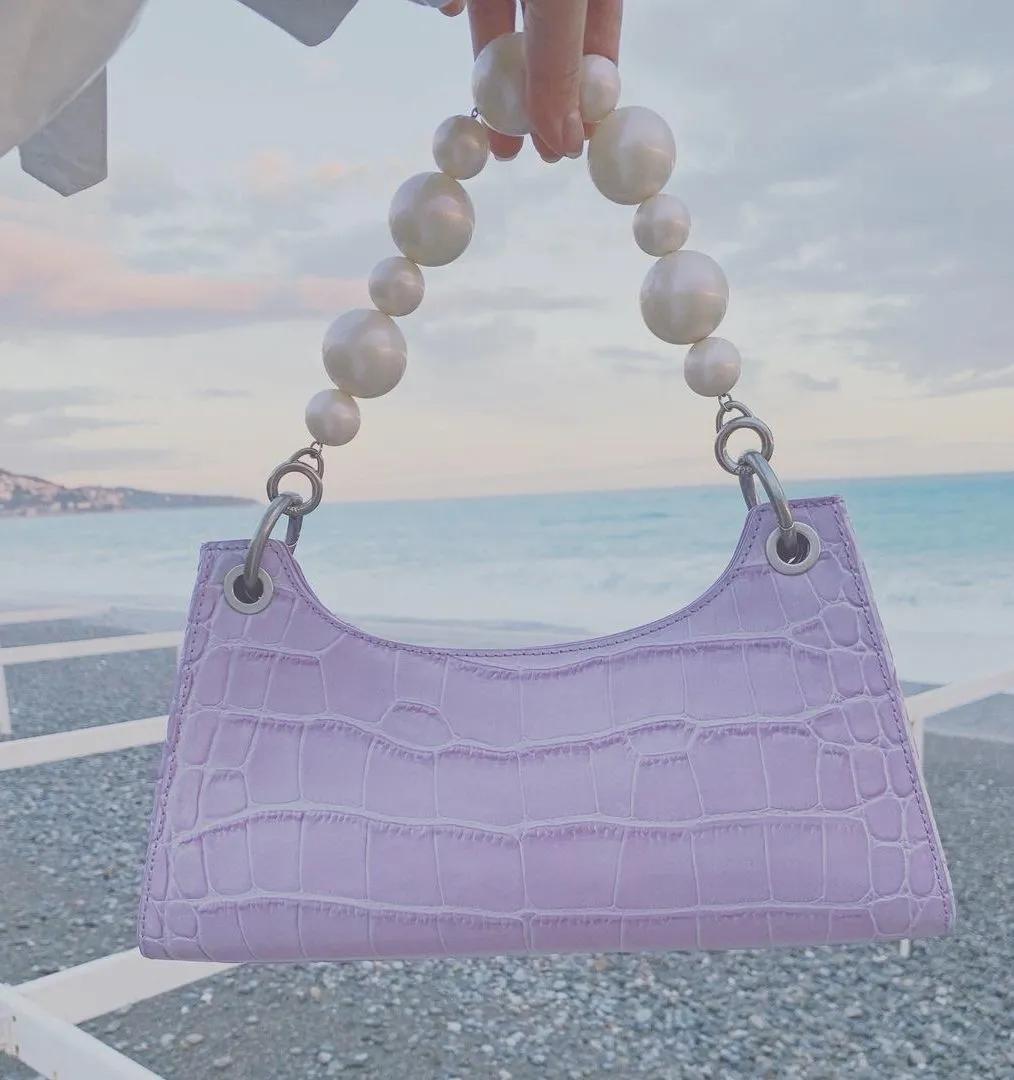 除了优雅贵气,珍珠还能休闲、叛逆、又嘻哈?