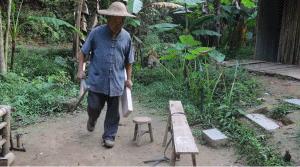 靠锯木头火爆国外，4000w人想当他孙子的大爷，到底有多牛x？