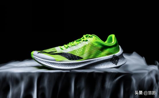 国产支撑型跑鞋对比测试,国产大体重支撑型跑鞋对比测试