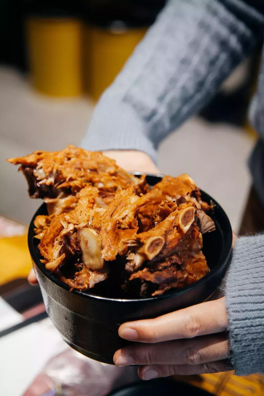 京城天“犟”红包雨