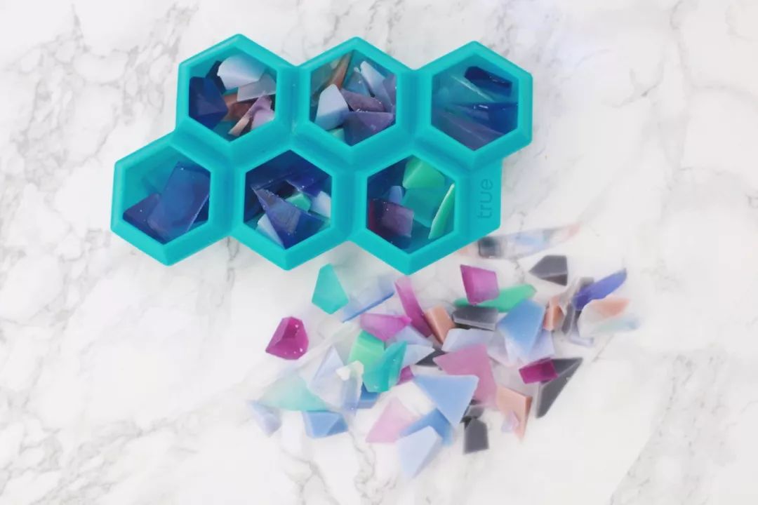 家里的肥皂头怎么重新利用,碎肥皂头怎么能融化做成一整块呢