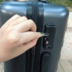 小米20寸行李箱能装多少东西,小米90分行李箱钛金灰20寸