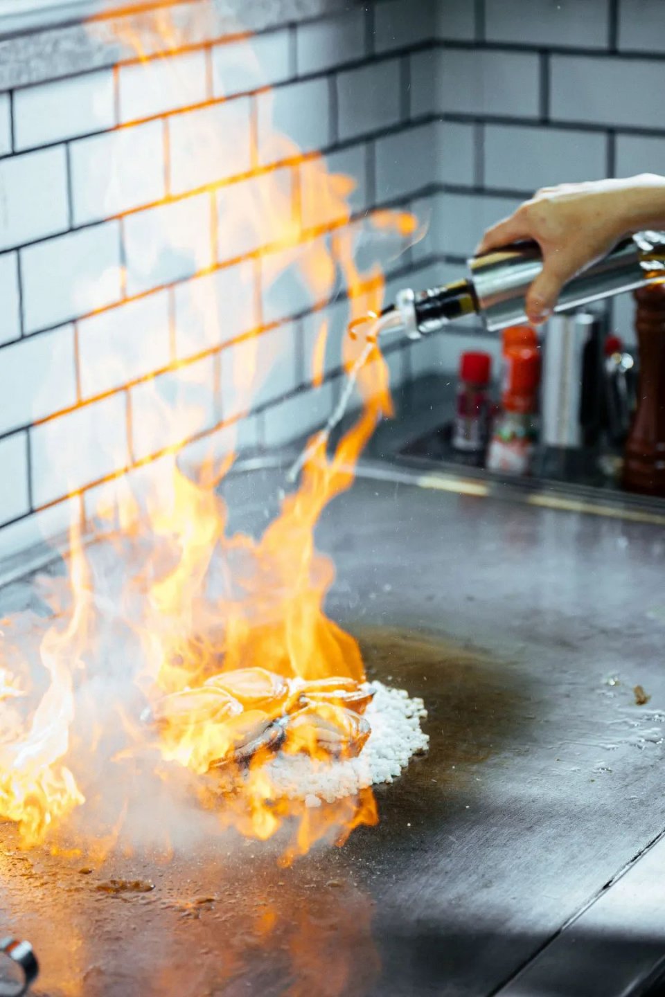 大渔铁板烧里的芝士扇贝,日式铁板烧芝士焗大虾