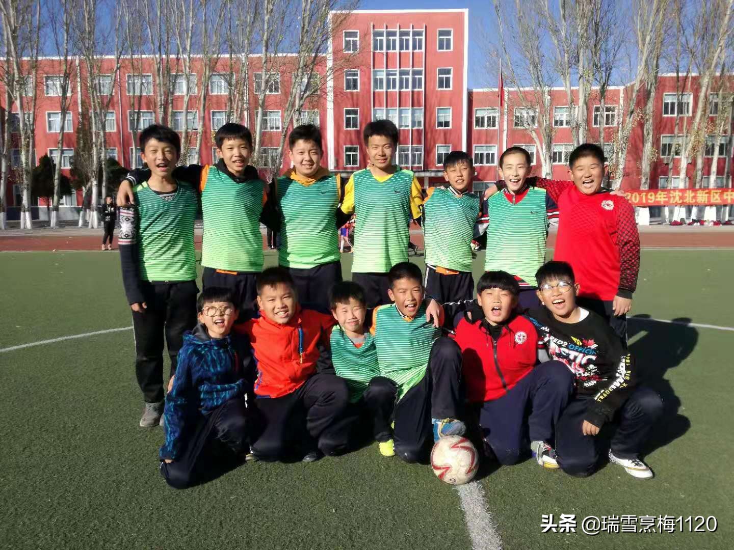 新城子街第一小学喜报,厉害杨浦足球小将斩获市运会冠军