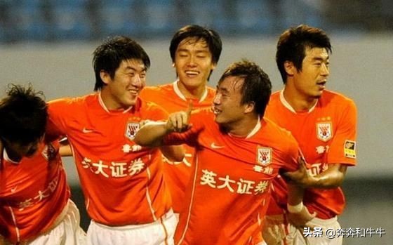 1999年带领山东鲁能泰山夺得双冠,99年鲁能泰山双冠王之路