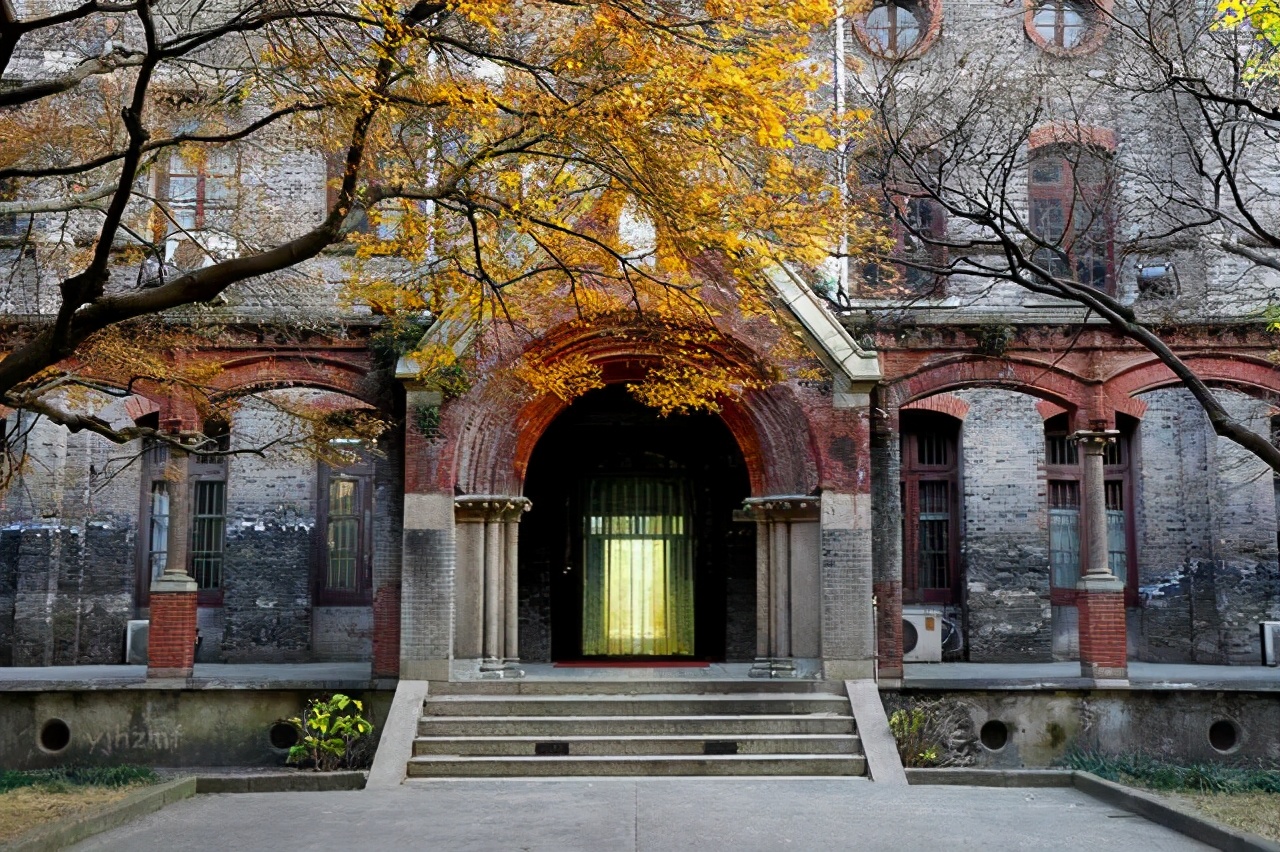 新一线城市高校排名，这四所大学上升快，潜力大，值得中等生关注