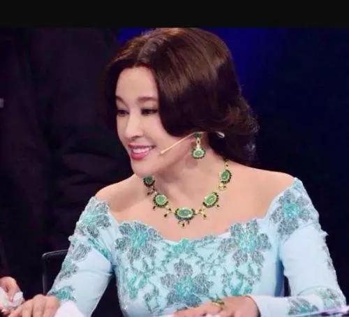 四婚三离、58岁嫁富豪！坐牢422天、身家亿万！传奇女人