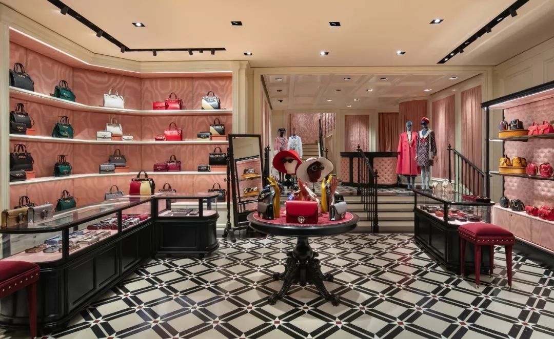 gucci上海肖战鹿晗,gucci上海大秀鹿晗赖冠霖刘耀文