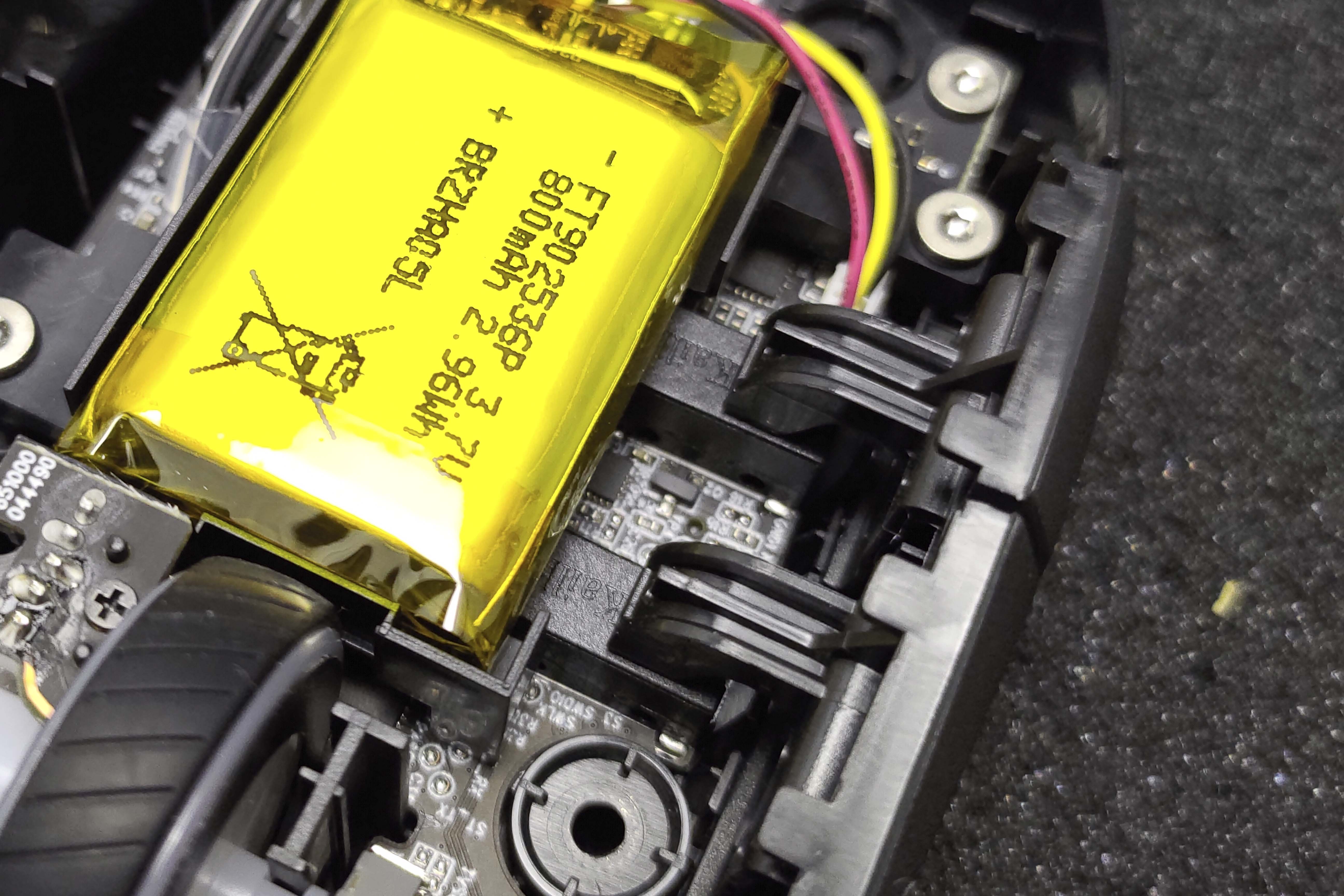 rog影刃2无线版鼠标拆解评测,rog月曜白影刃2鼠标测评