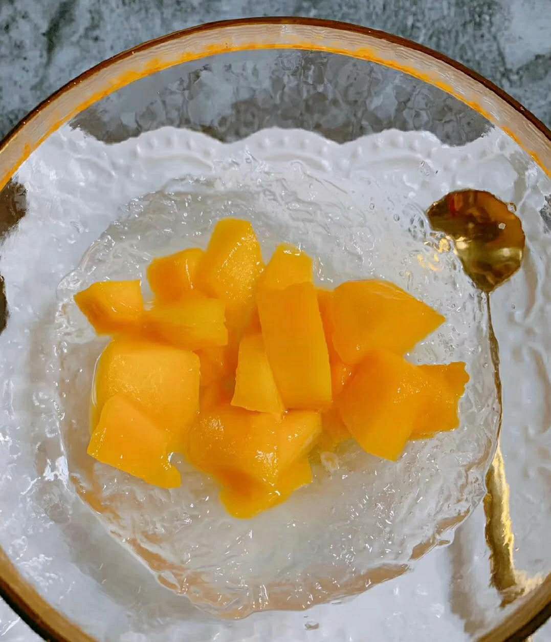 产后吃燕窝有什么好处,长期吃燕窝对女人有哪些好处