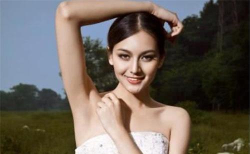 大黑牛李晨现在多高,李晨爱心石头