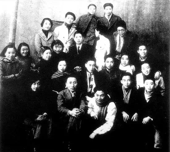 历史上那些拍出天价的不穿衣服的女性？究竟有什么样魅力？值钱