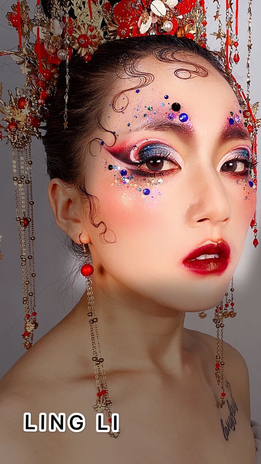 吴川学化妆培训班比较有名,龙川哪里学纹绣