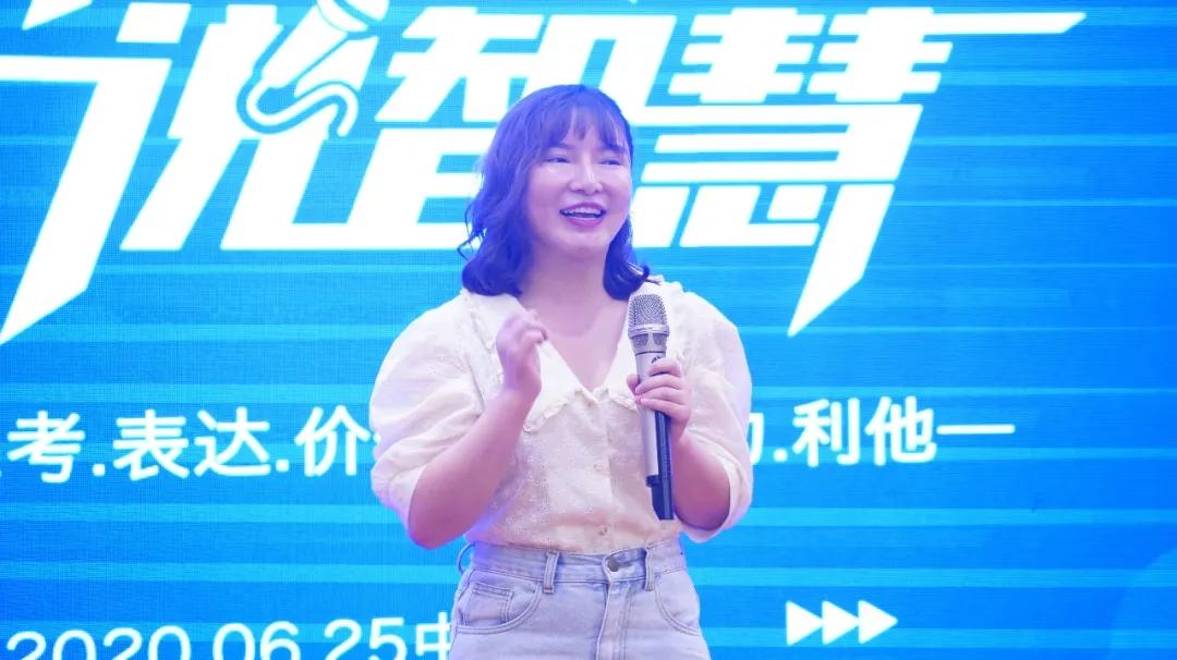 一些好的演讲技巧,能用到的演讲技巧