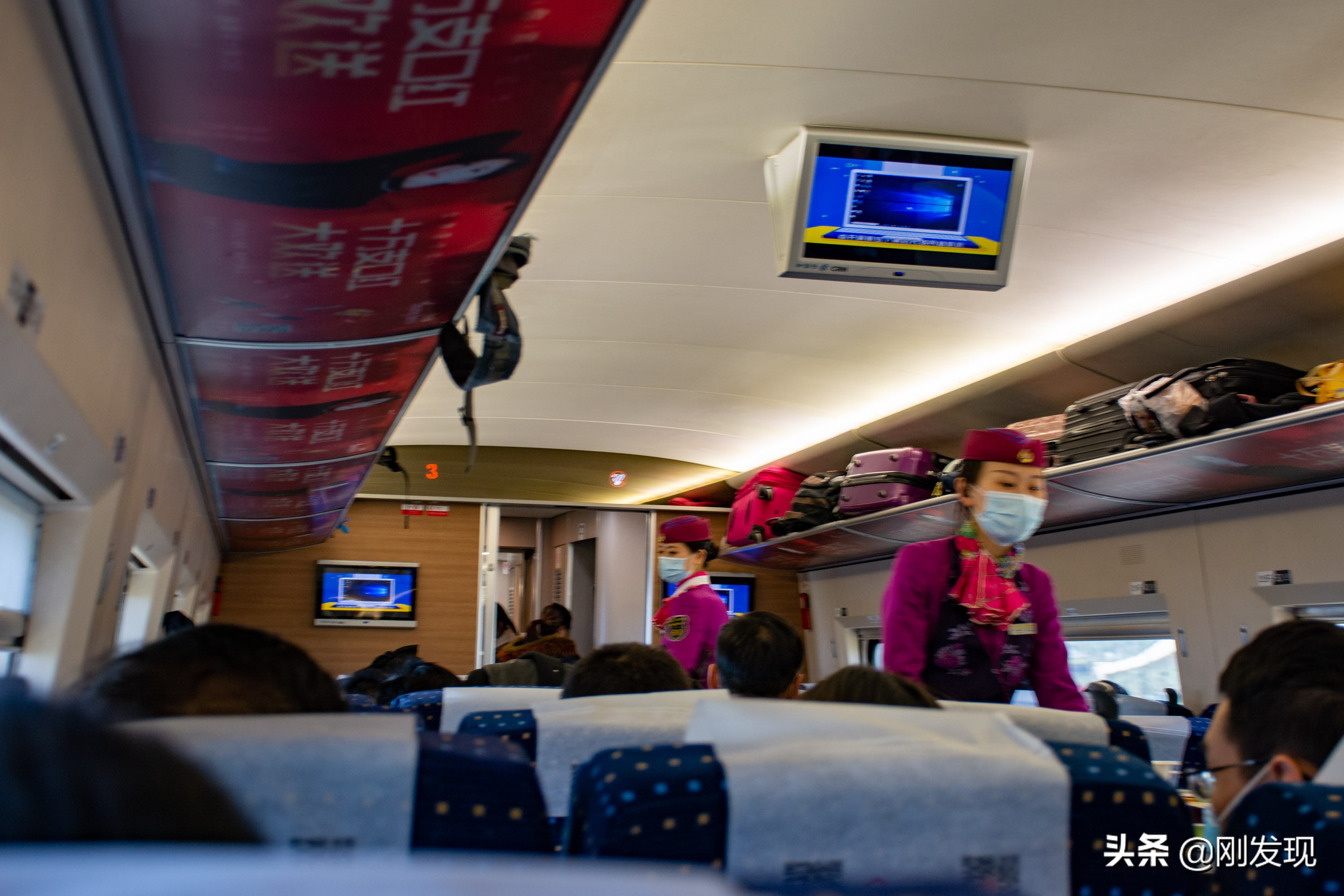 在高铁上抽烟对列车有什么影响,高铁车上抽烟多久不能再乘高铁