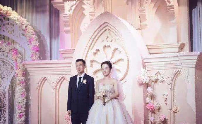 汪嵩连线田依浓,假期去哪玩阜阳