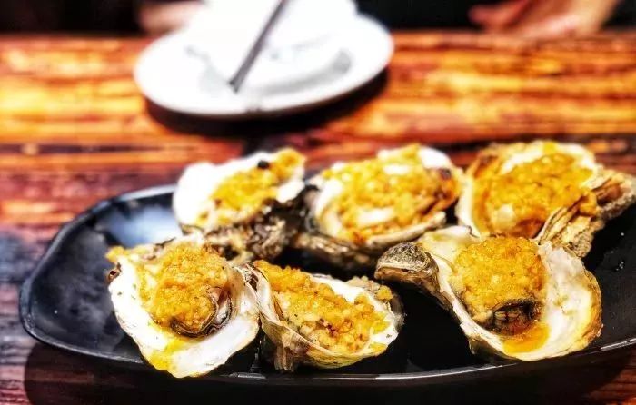 南宁可以吃超大生蚝的地方,南宁大沙田好吃的生蚝